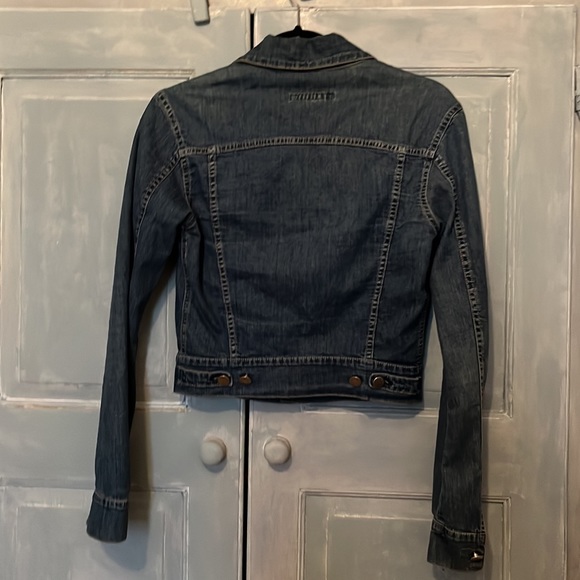 COPY - Theory Women’s Jean Jacket Size Small . It has a bit of stretch as well. - Picture 7 of 8